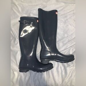 Hunter Glossy dark gray tall Rain Boots classic size 8